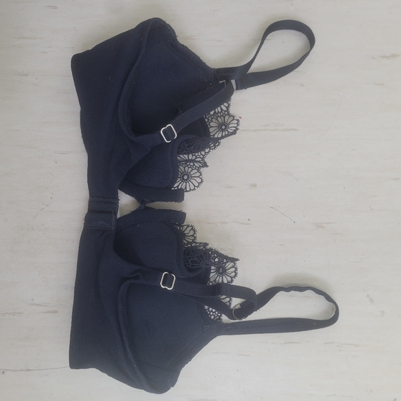 VICTORIA'S SECRET - NWOT "Very Sexy" Black Lace Wire Free Push Up Bra Size 34D - Picture 3 of 5